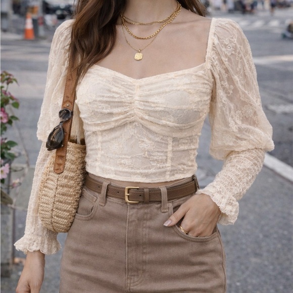 Tops - Divided Lace Crop Top Small Cottagecore Puff Sleeve